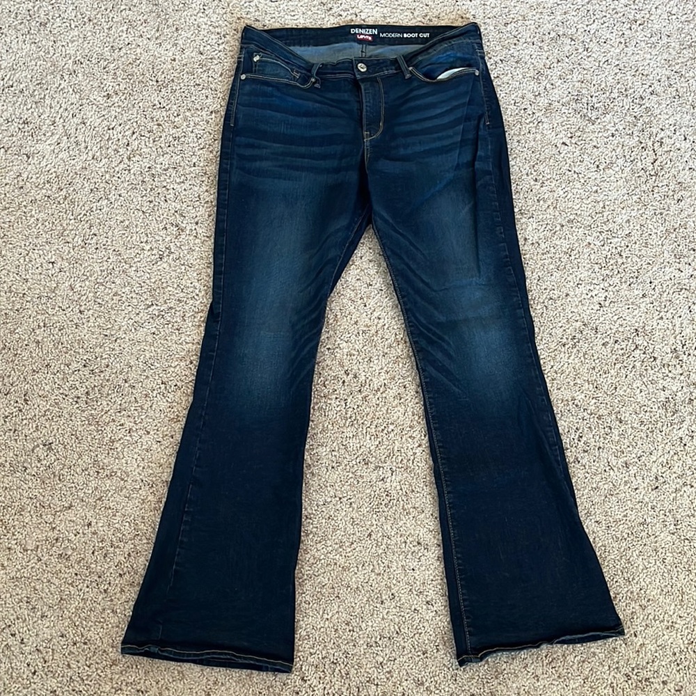 Denizen Levi Modern Boot Cut Jean